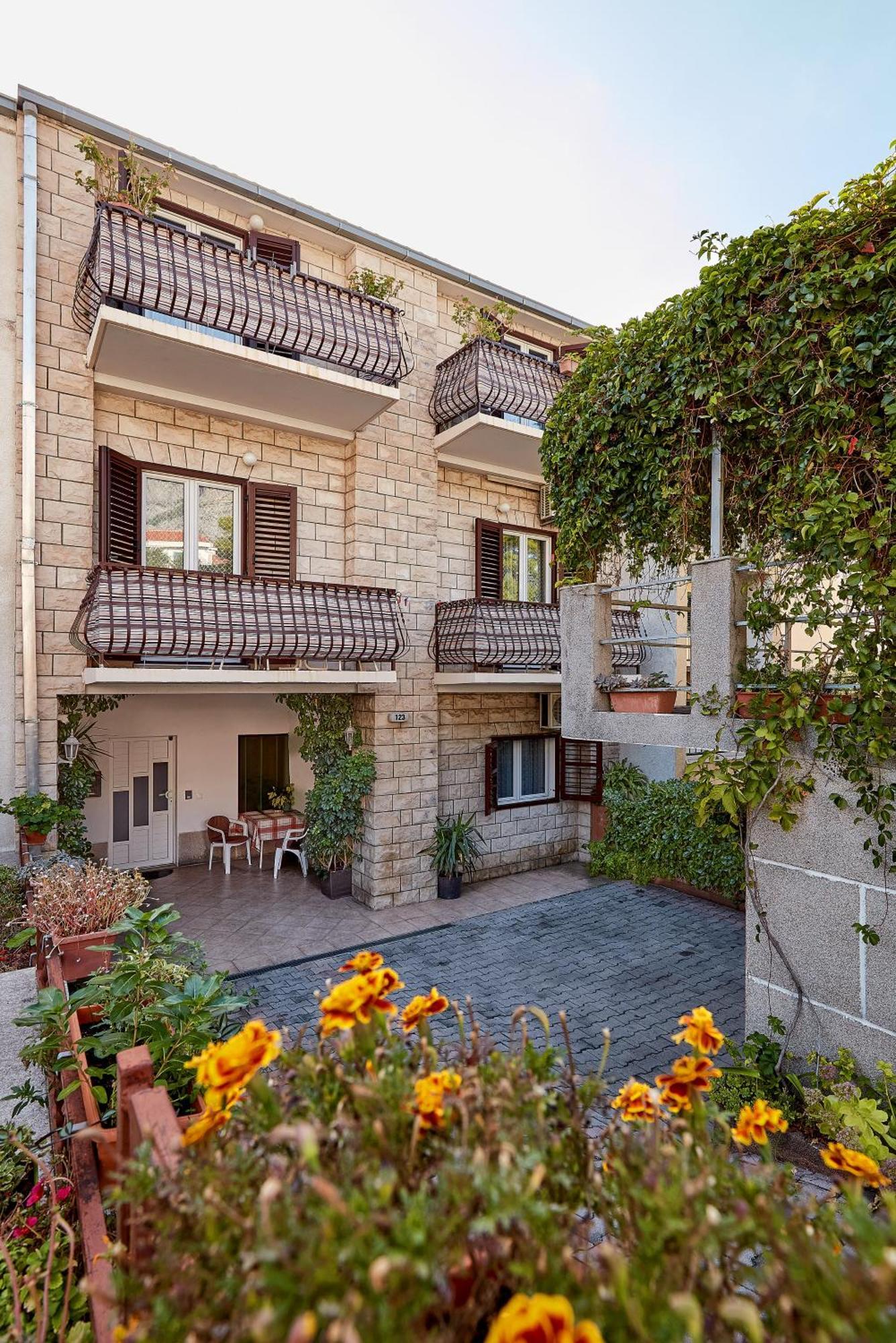 מאקרסקה Apartments Ljubica מראה חיצוני תמונה