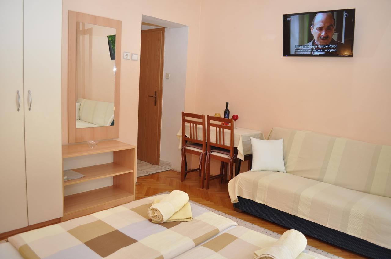 מאקרסקה Apartments Ljubica מראה חיצוני תמונה