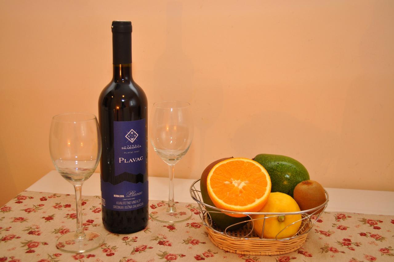 מאקרסקה Apartments Ljubica מראה חיצוני תמונה