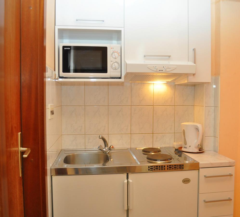 מאקרסקה Apartments Ljubica מראה חיצוני תמונה