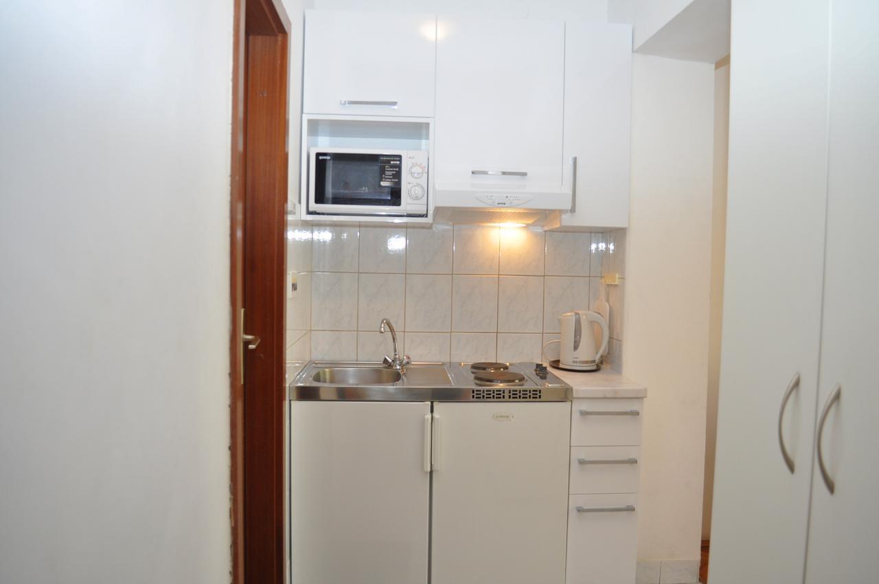 מאקרסקה Apartments Ljubica מראה חיצוני תמונה