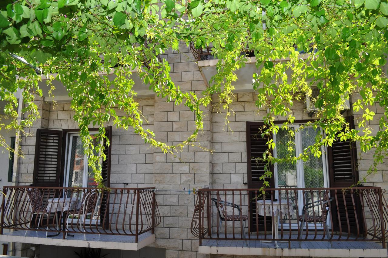 מאקרסקה Apartments Ljubica מראה חיצוני תמונה