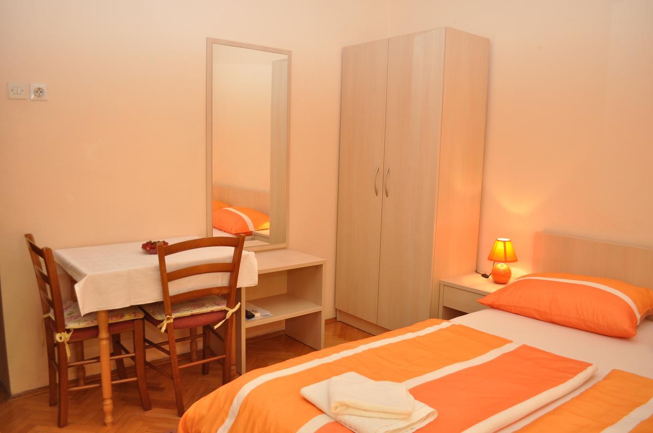 מאקרסקה Apartments Ljubica מראה חיצוני תמונה