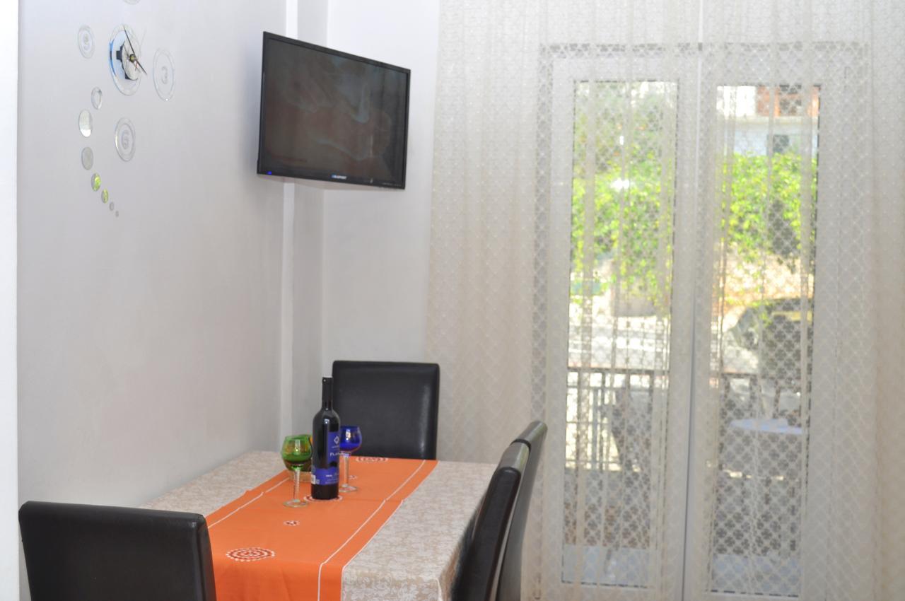 מאקרסקה Apartments Ljubica מראה חיצוני תמונה