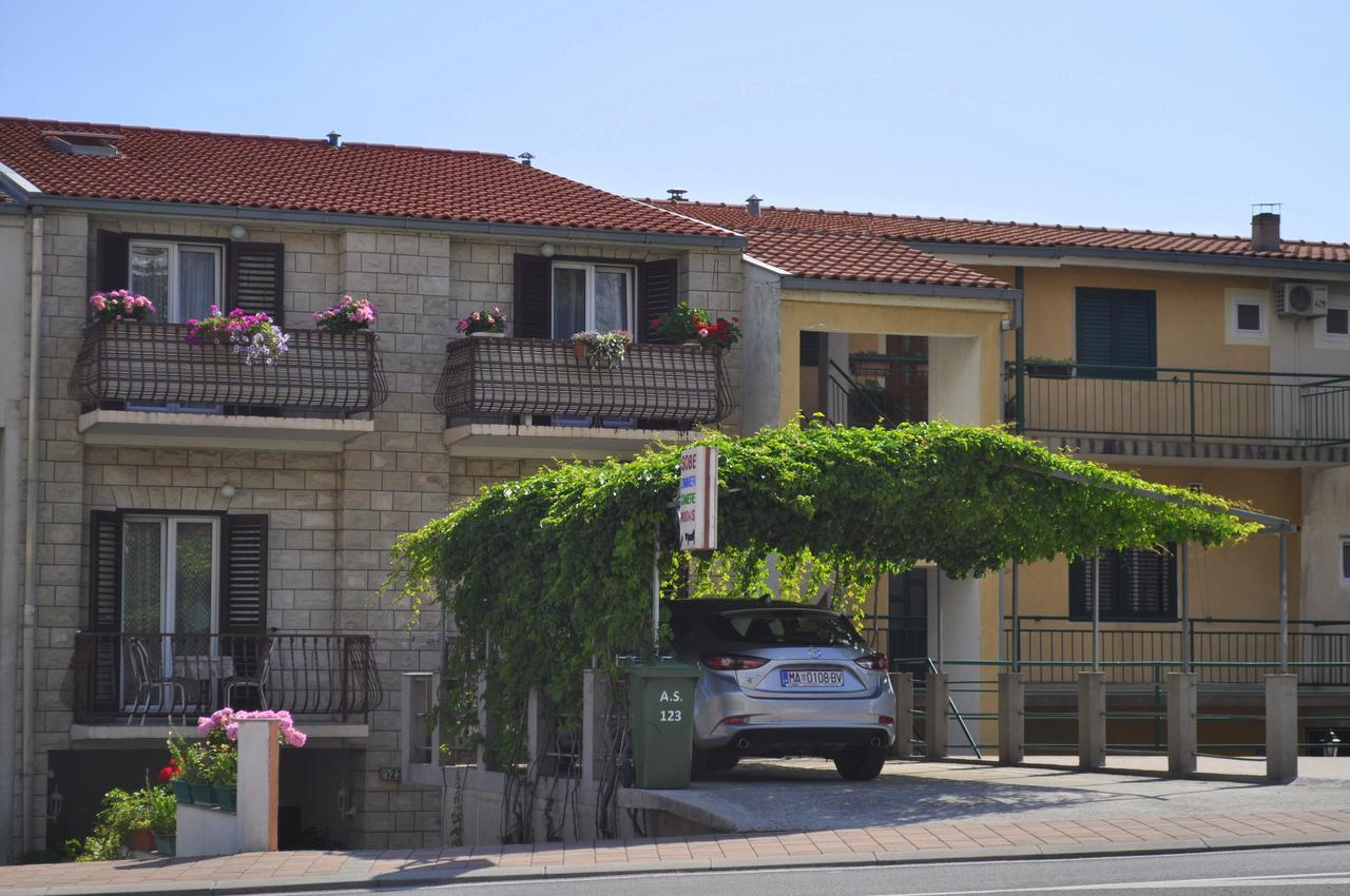 מאקרסקה Apartments Ljubica מראה חיצוני תמונה