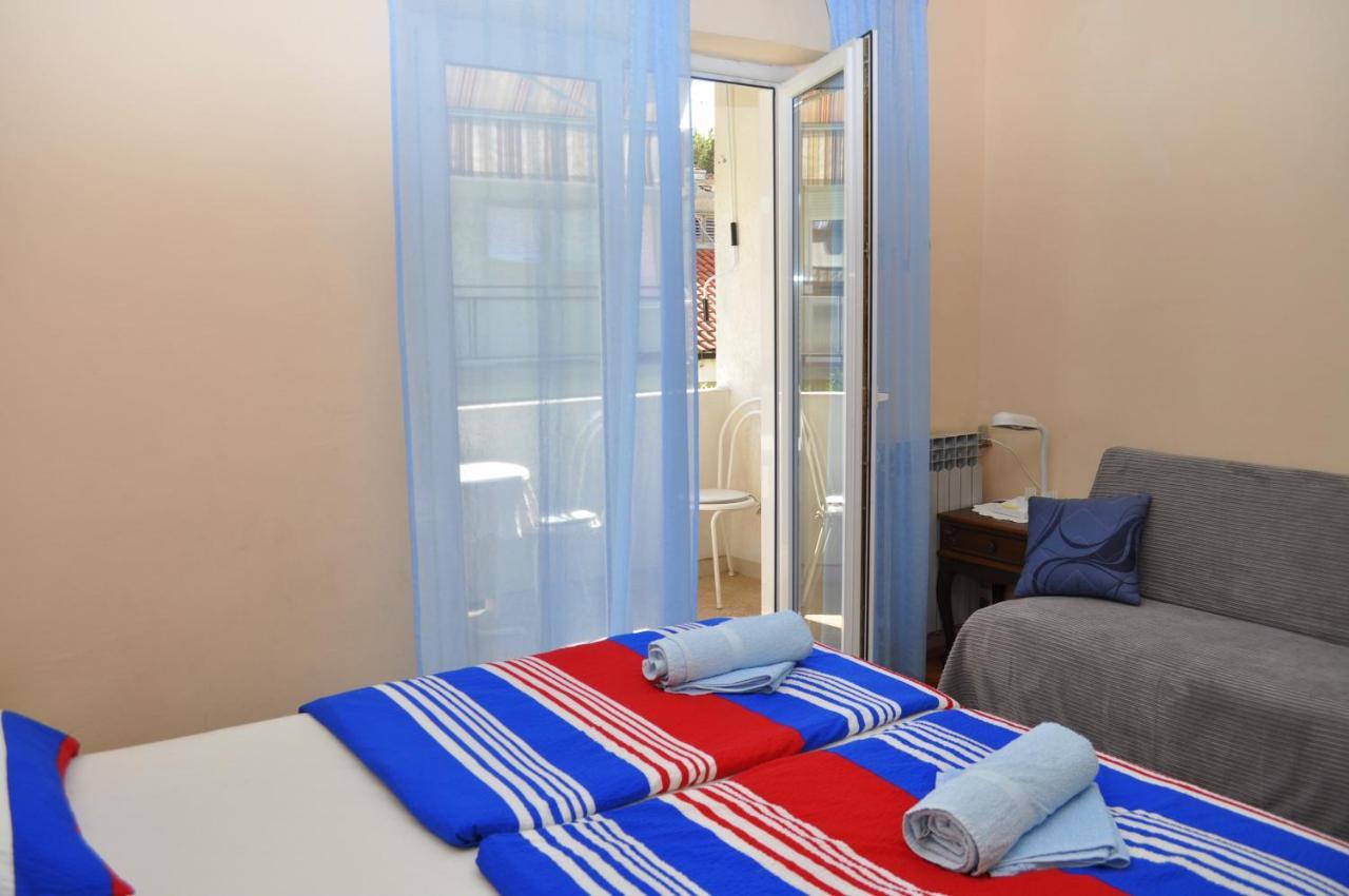 מאקרסקה Apartments Ljubica מראה חיצוני תמונה